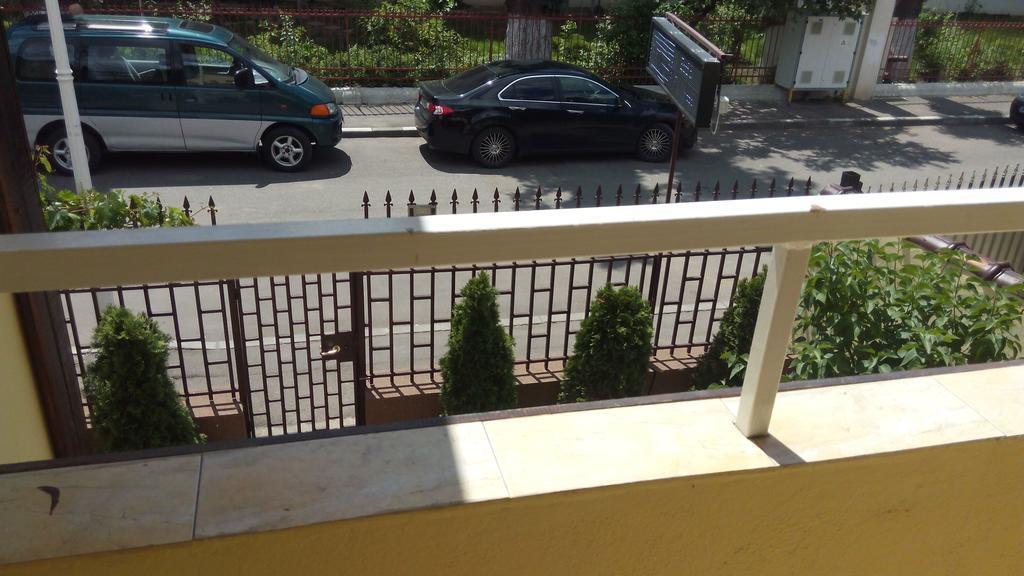 B&B Duo Caffe Bukarest Exterior foto